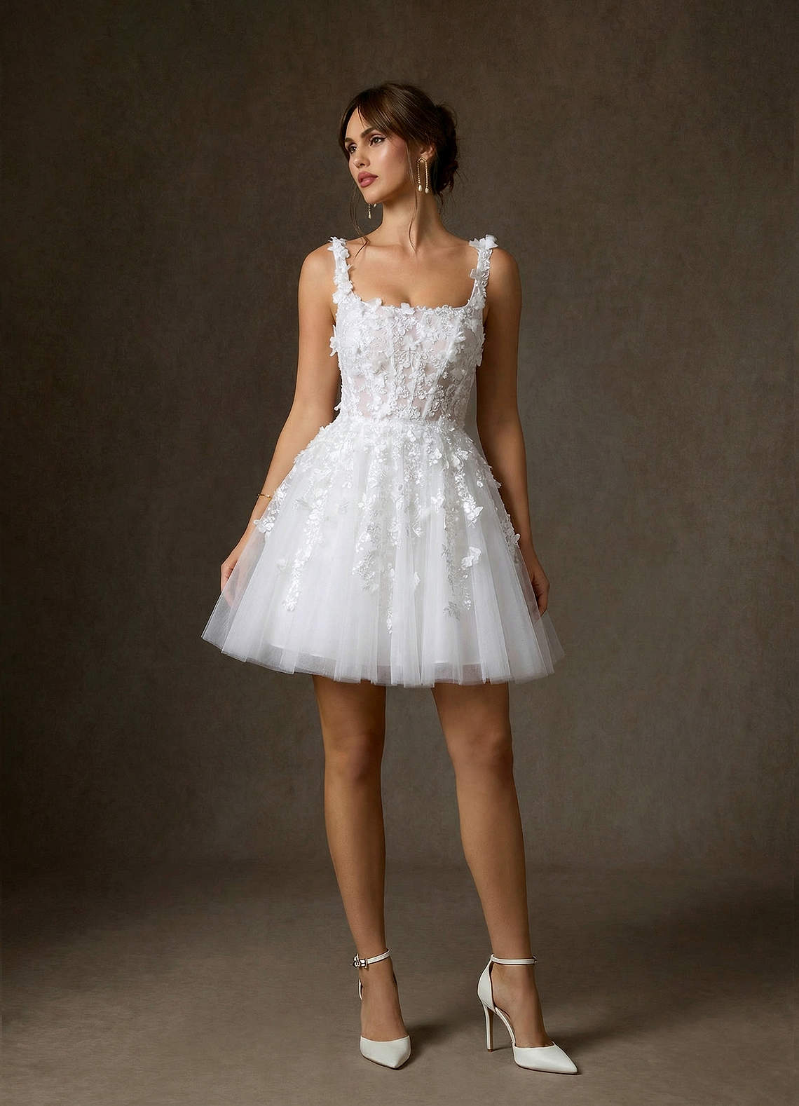 Azazie Sabine Robes de mariée Robe Trapèze en Dentelle Col Carré Blanc De Diamant image2