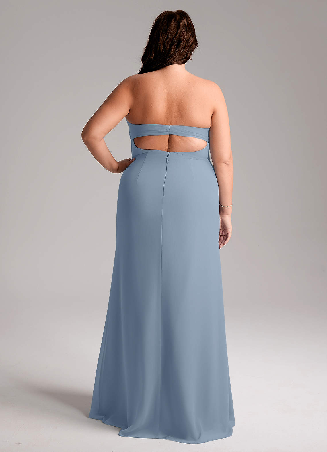 Azazie Leonis Vestidos de madrinha de casamento Vestido Azul Empoeirado de Chiffon de Bainha com Sem alças image9