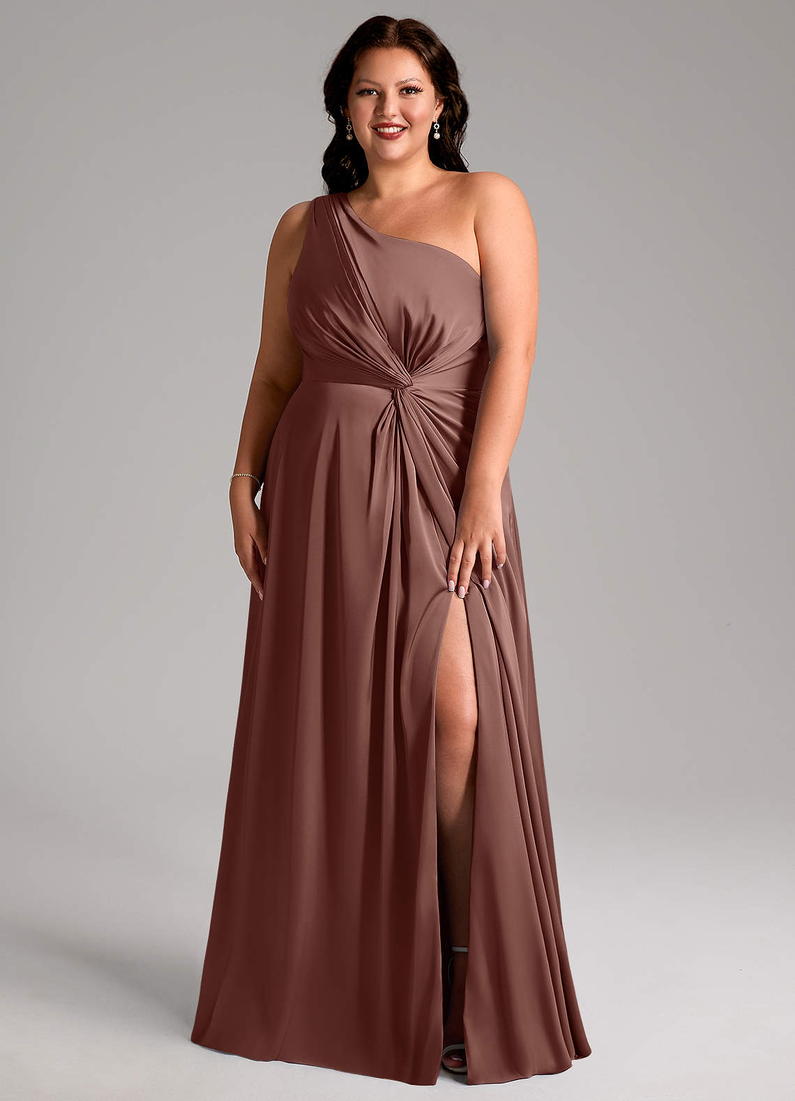 Azazie Brooke Vestidos de damas de honor Vestido de Expresado de Satén Elástico de Corte en A con Hombro unilateral image7