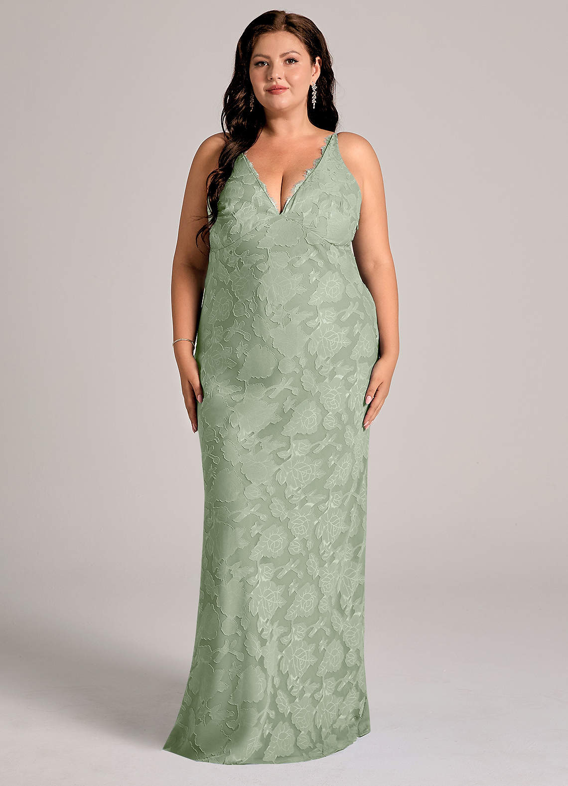 Azazie Tianna Robes de demoiselle d'honneur Robe Fourreau en Blumen-Burnout Dentelle Vert Sauge image7