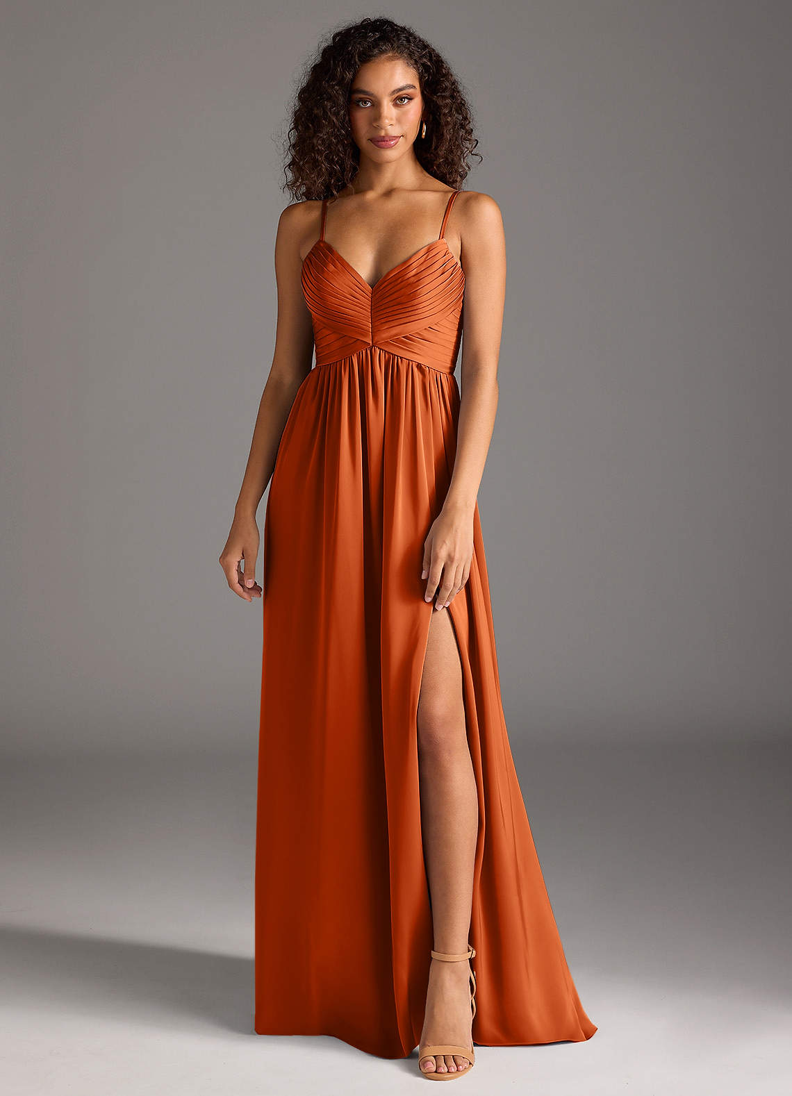 Azazie Alia Vestidos de damas de honor Vestido de Naranja Quemada de Satén Elástico de Corte en A con Plisado image1