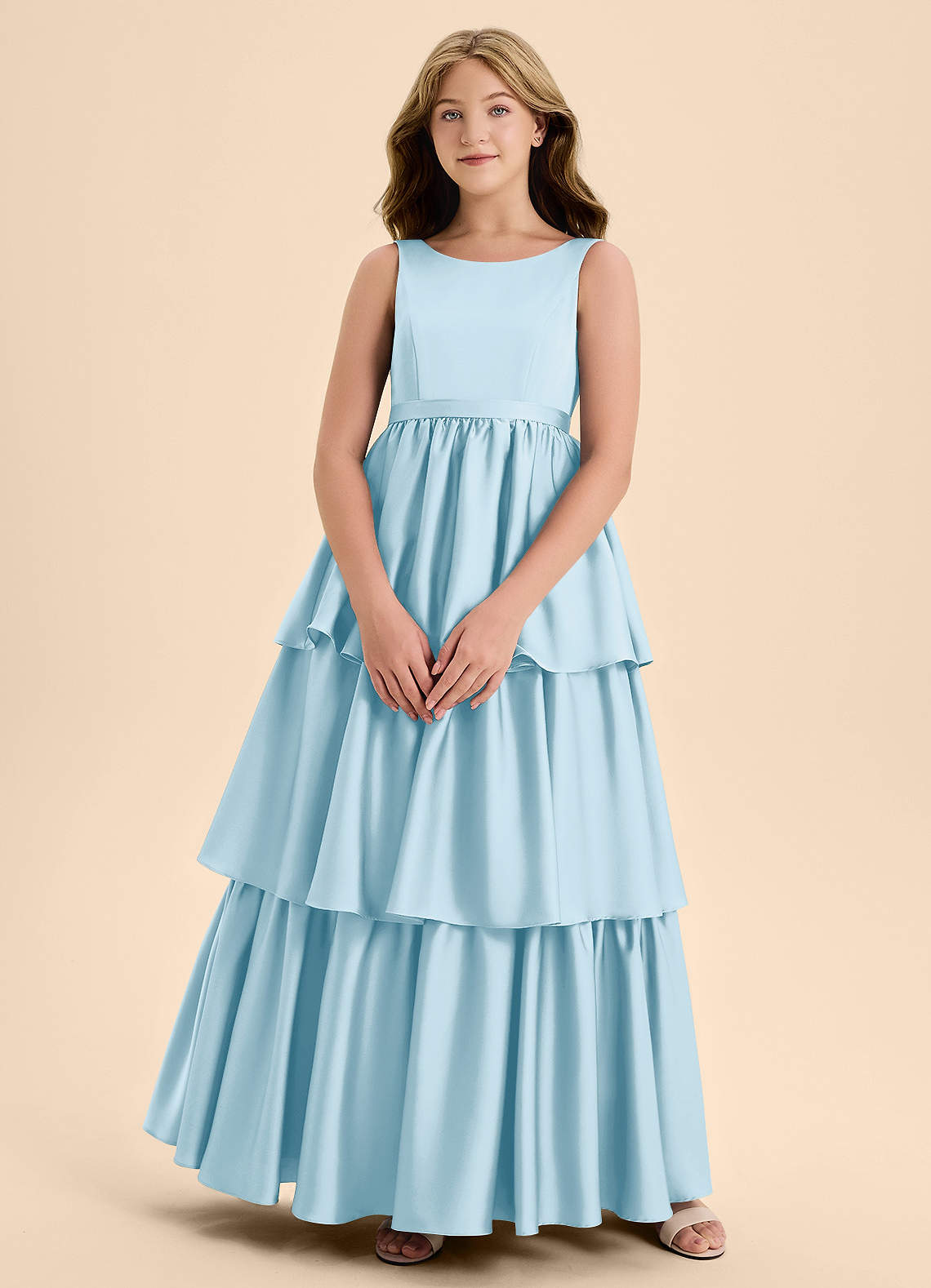 Azazie Meadowyn Junior Vestido de Azul Cielo de Satén Elástico de Corte En A con Lazo image1