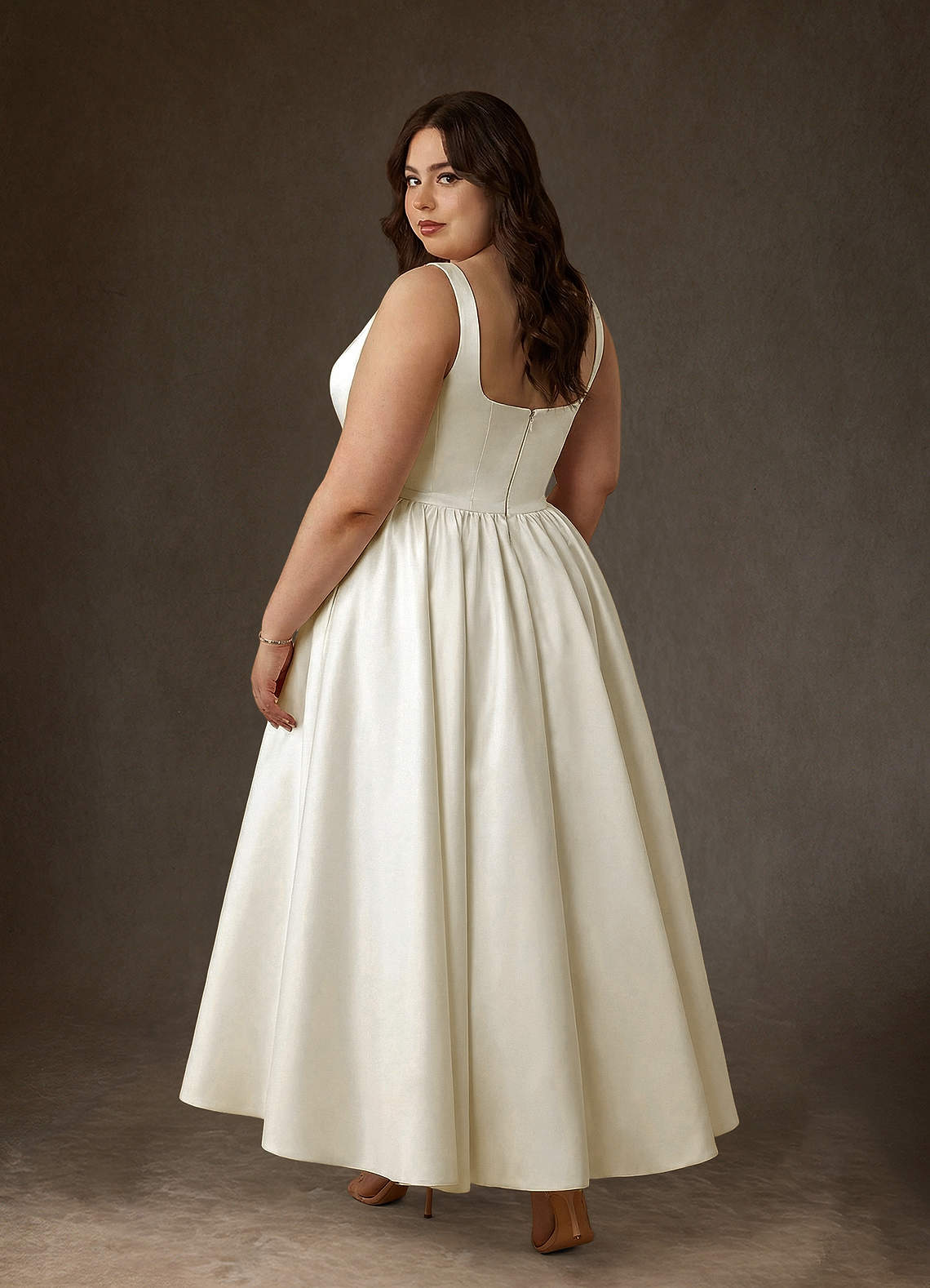 Azazie Verina Robes de mariée Robe Trapèze en Satin avec poches Crème image7