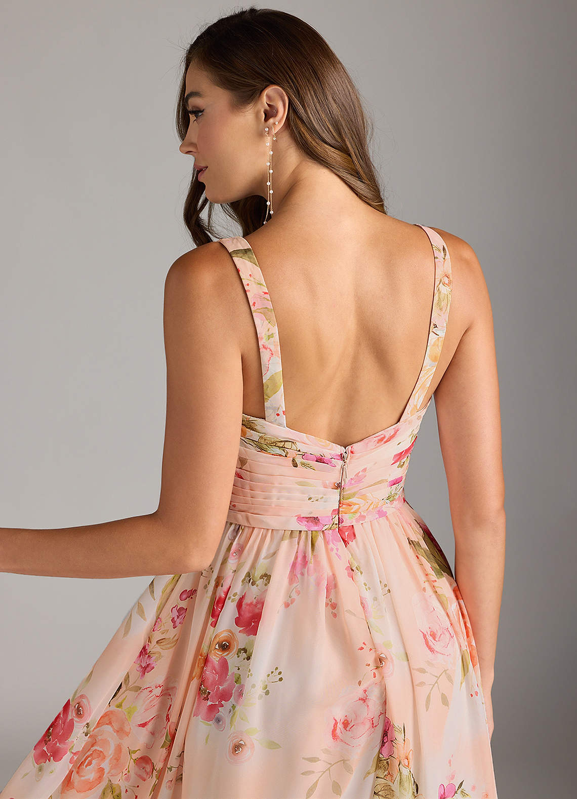 Azazie Chanel Jurken voor bruidsmeisjes Jurk van Chiffon met A-Lijn Geplooid Abstract Boeket Bloemen image1