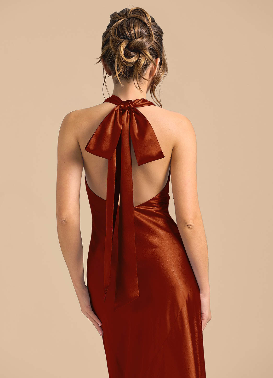 Azazie Velli Brudtärnklänningar Klä av Tubklänning i Metallisk satin Hög hals Kastanjebrunt image5