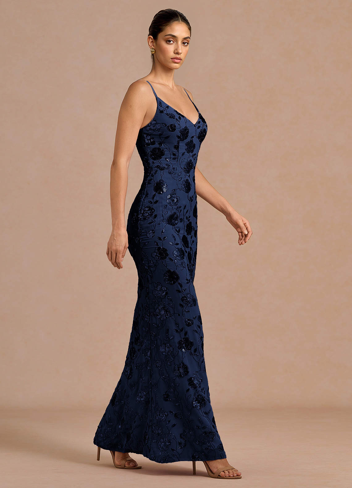 navy blue sequin maxi dress Shine Sequins evie blue Its fairly wide shoulder SIR Julien Asymmetric Slip Size:XXL。