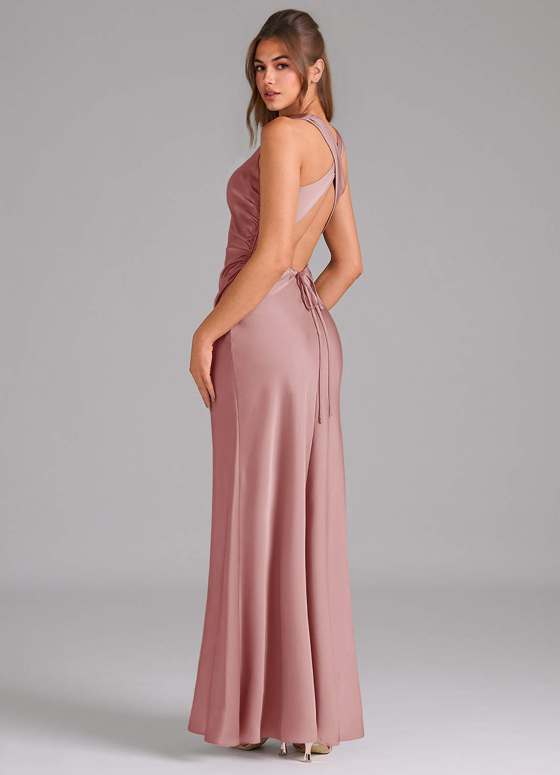 Azazie Evadne Brudtärnklänningar Klä av Tubklänning i Stretch Satin Plisserad Dammig Ros image4