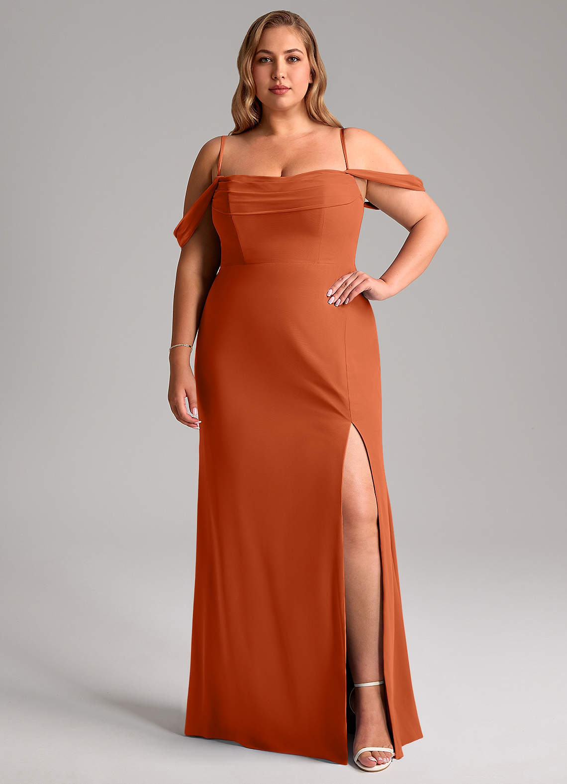Azazie Saige Vestidos de damas de honor Vestido de Naranja Quemada de Gasa de Corte en A Convertible con Vestidos sin tirantes image12