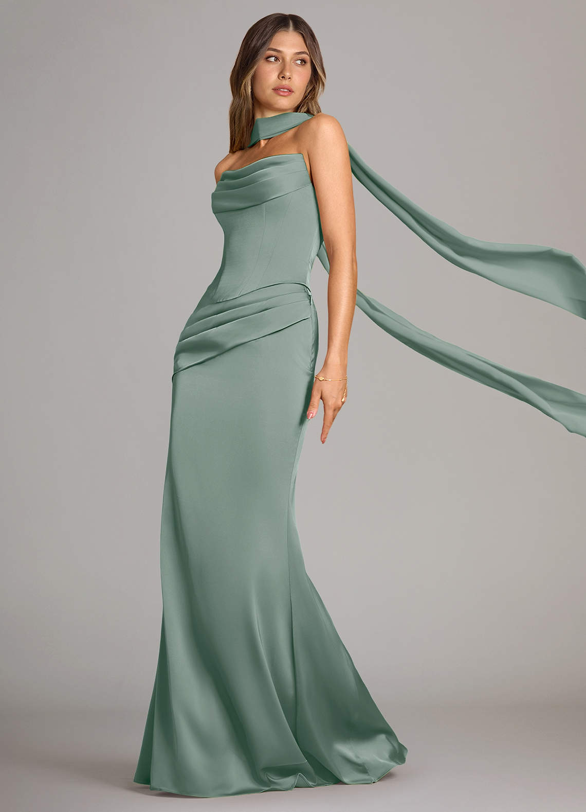 Azazie Sorrel Vestidos de damas de honor Vestido de Salvia Plateada de Satén Elástico de Corte Sirena Convertible con Sin tirantes image4