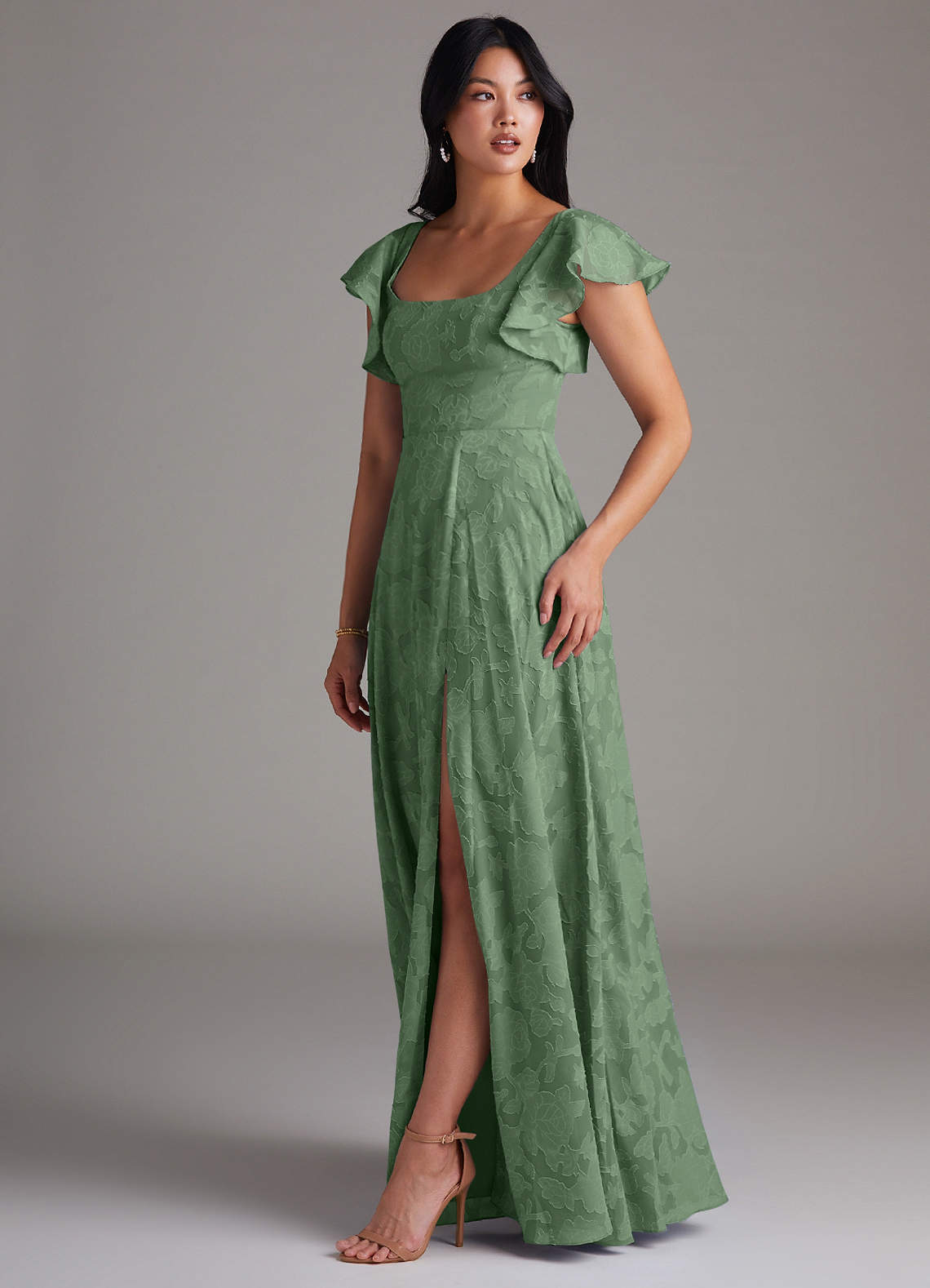 Azazie Bondi 신부 들러리 드레스 A라인 사이드 슬릿 플로럴 번아웃 바닥 길이 드레스 image1