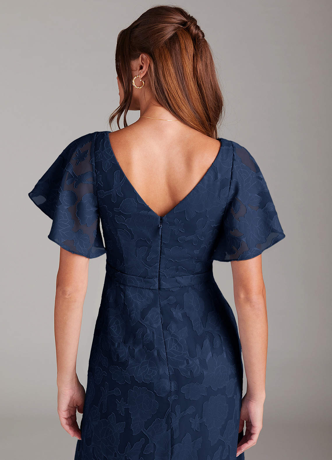 Azazie Ambrosia Robes de demoiselle d'honneur Robe Trapèze en Blumen-Burnout Plissée Bleu Marine Foncé image1