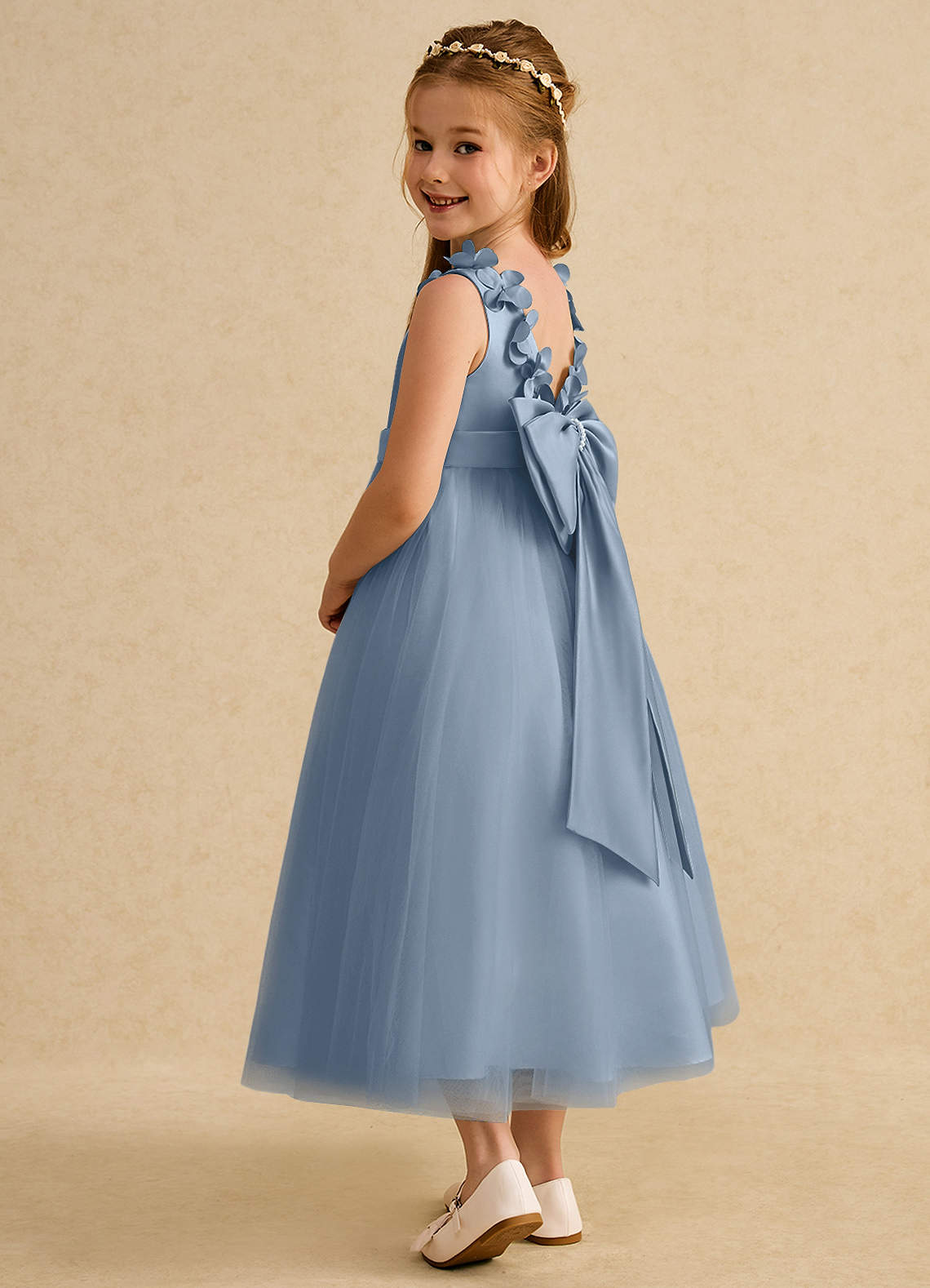 Azazie Lilli Robe Demoiselle D'honneur Fillette Robe Trapèze en Tulle Arc Bleu Poussiéreux Bleu Poussiéreux image3