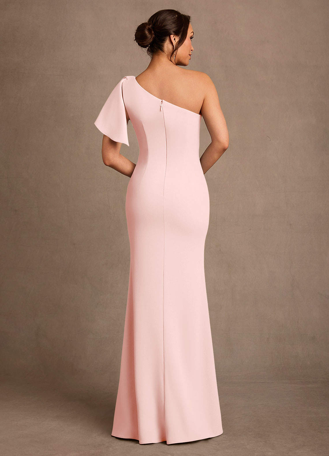 Azazie Haddie vestidos de madre de la novia Vestido de Rosa Rubor de Crepé elástico de Corte Recto con Hombro unilateral image1
