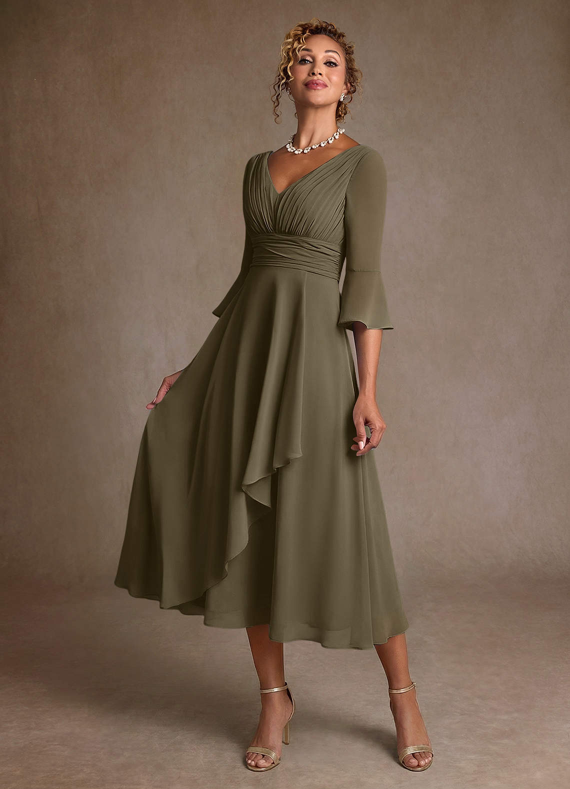 Azazie Aerynne Kleider für die Brautmutter A-Linie Plissee Chiffon Kleid Weidengrün image2