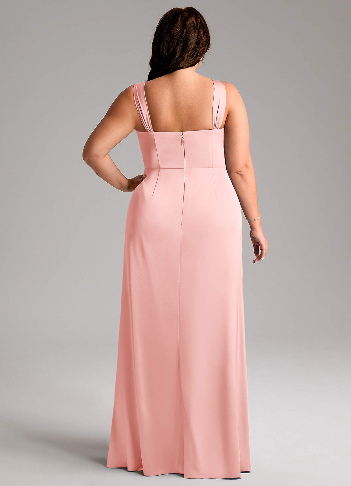 Azazie Denice Robes à essayer chez vous Robe Fourreau en Satin extensible Plissée Noir image10