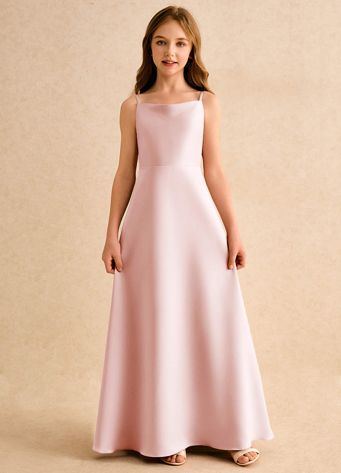 Azazie Joella Girls Formal Kukkatyttöjen mekot A-linja Pliseerattu Matta satiini Lattian pituus Pukeutua image4