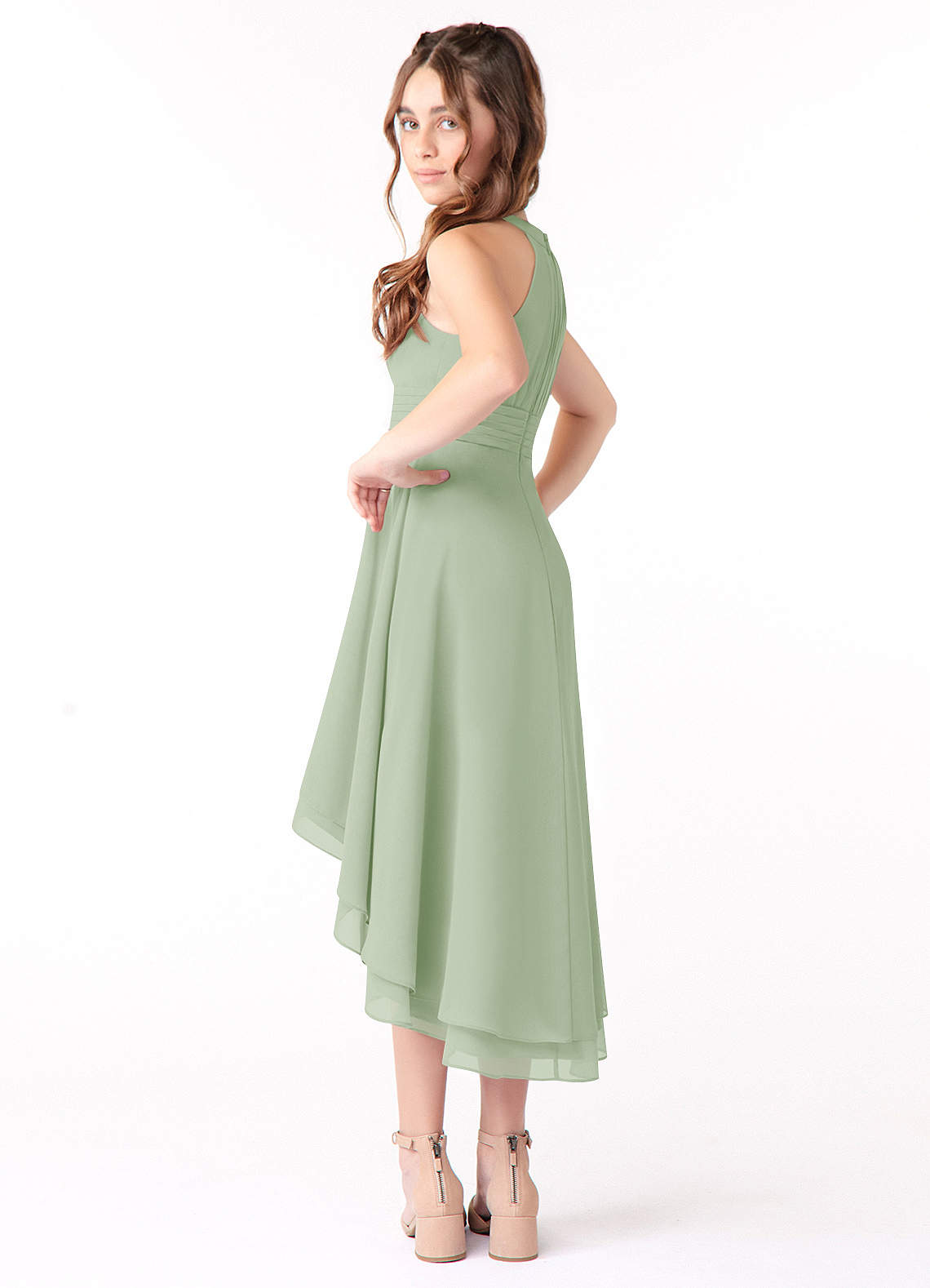 Azazie Linna Junior Vestido de Salvia Polvorienta de Gasa de Corte En A con Plisado image1