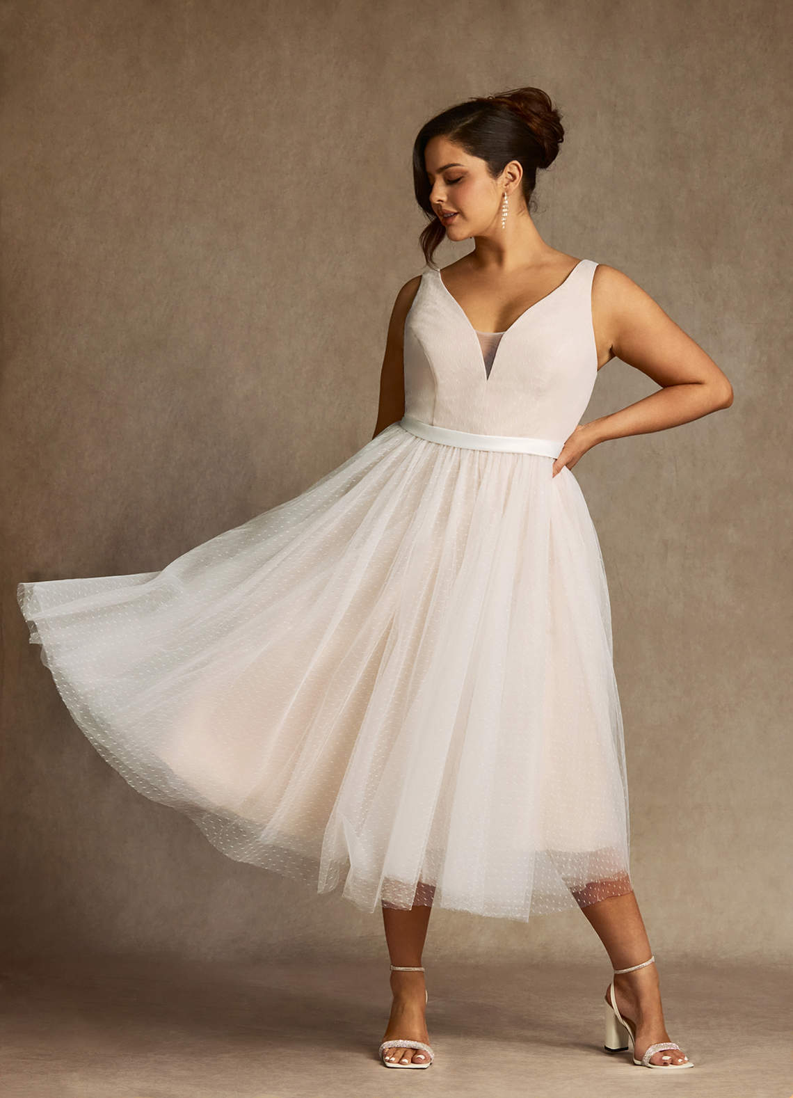 white dress windsor The Vivian in Brocade US 6 / White Windsor Brocade 97% Polyester Dress Women's Small white dress
