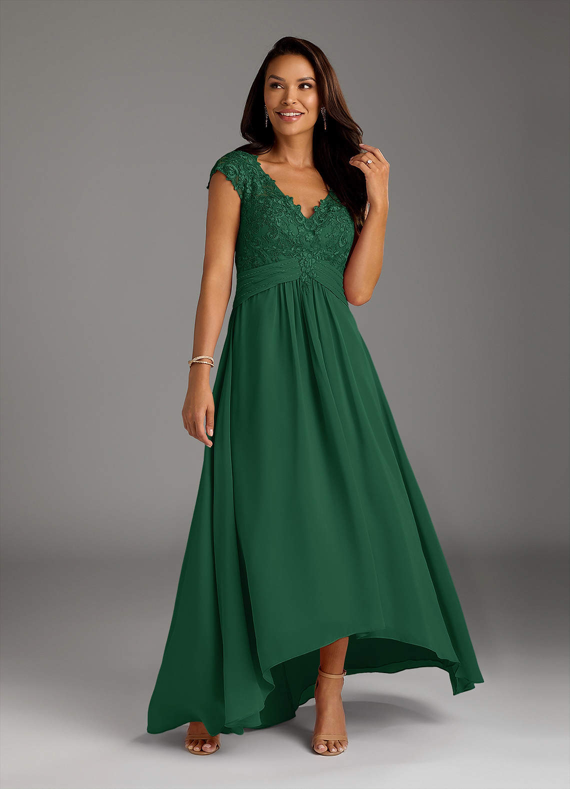 Azazie Irmeli vestidos de madre de la novia Vestido de Verde Oscuro de Gasa de Corte En A con Encaje image1