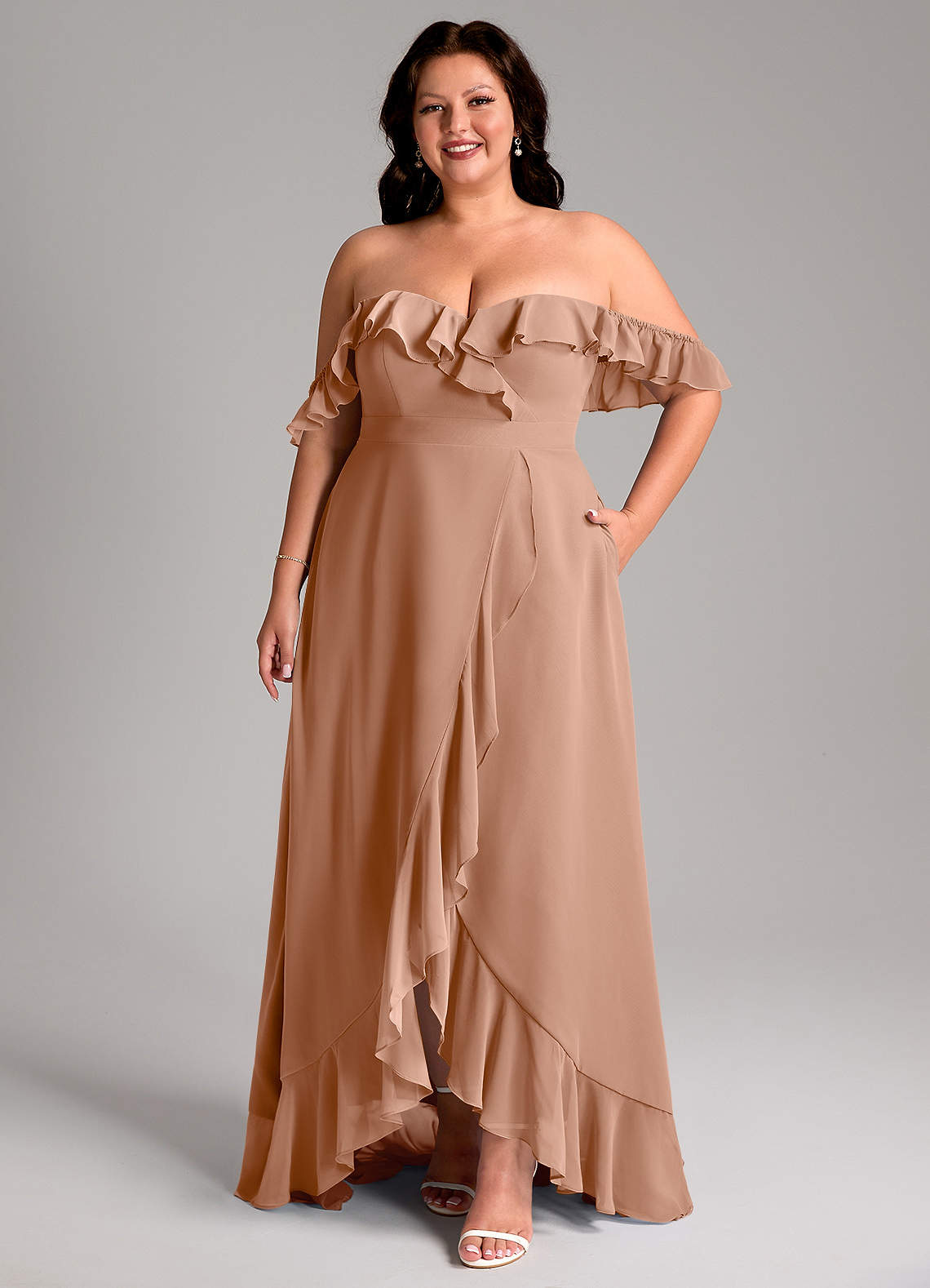 Azazie Lyra Robes de demoiselle d'honneur Robe Trapèze Convertible en Mousseline de soie Champagne Rosé image1