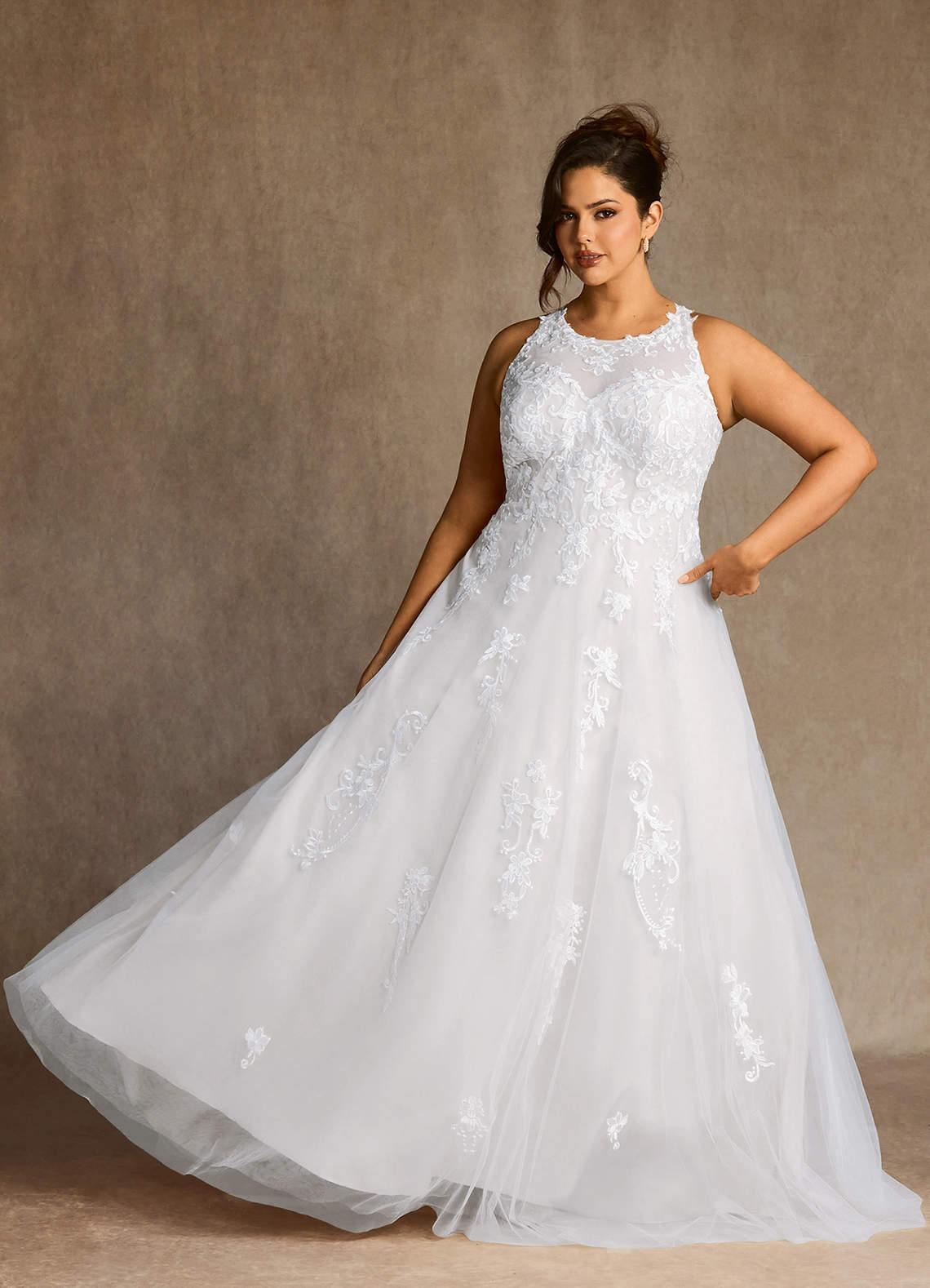 Azazie Melrose Wedding Dresses Diamond White A-Line Sweetheart Lace Tulle Dress image2