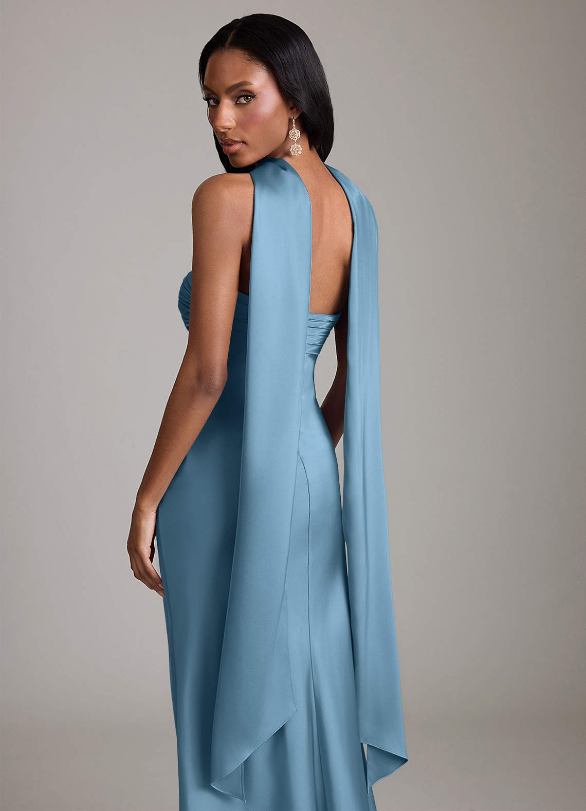 Azazie Saylor Vestidos de damas de honor Vestido de Azul Acero de Satén Elástico de Corte Sirena con Sin tirantes image6