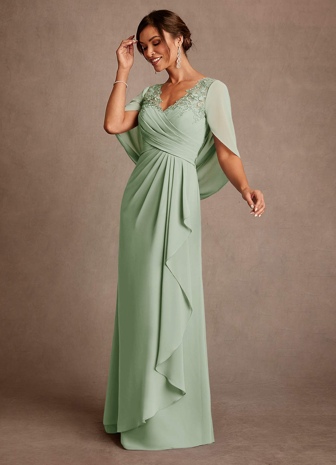 Azazie Santa Clara Mère de la mariée Robes Robe Trapèze en Dentelle Vert Sauge image3