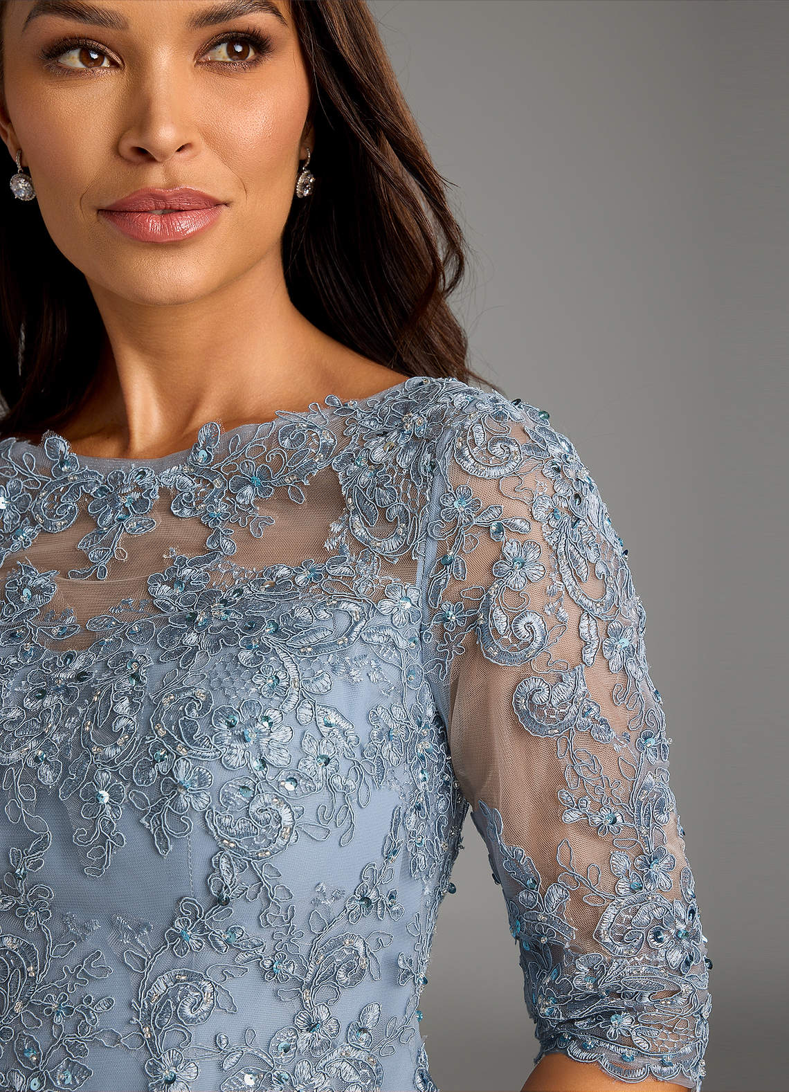 Azazie Florida Abiti per la Madre della Sposa Abito Tuta Pantaloni in Chiffon Lustrini Blu Polveroso image10