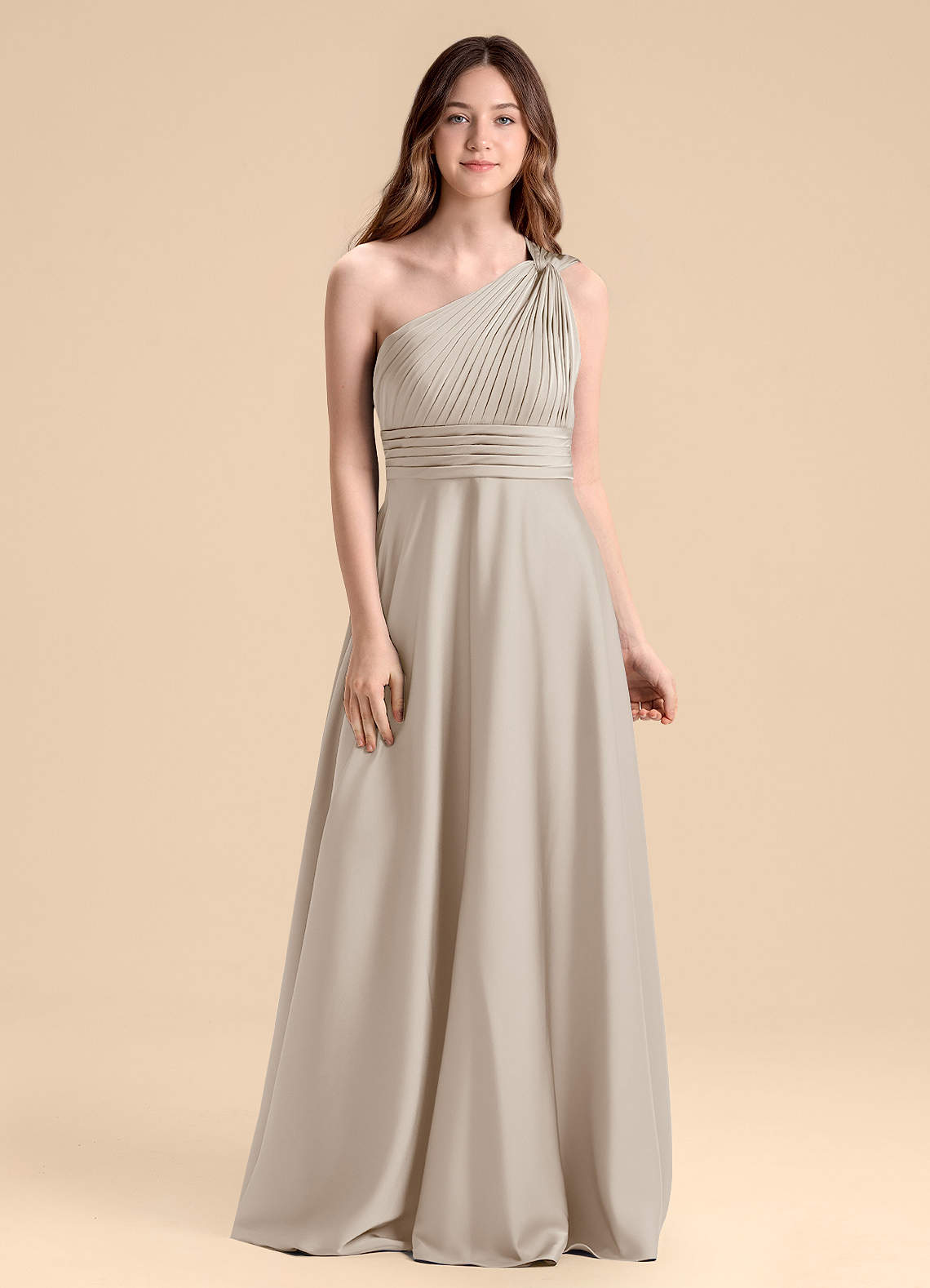 Azazie Charlize Junior Vestido de Escarcha de Satén Elástico de Corte en A con Plisado image1