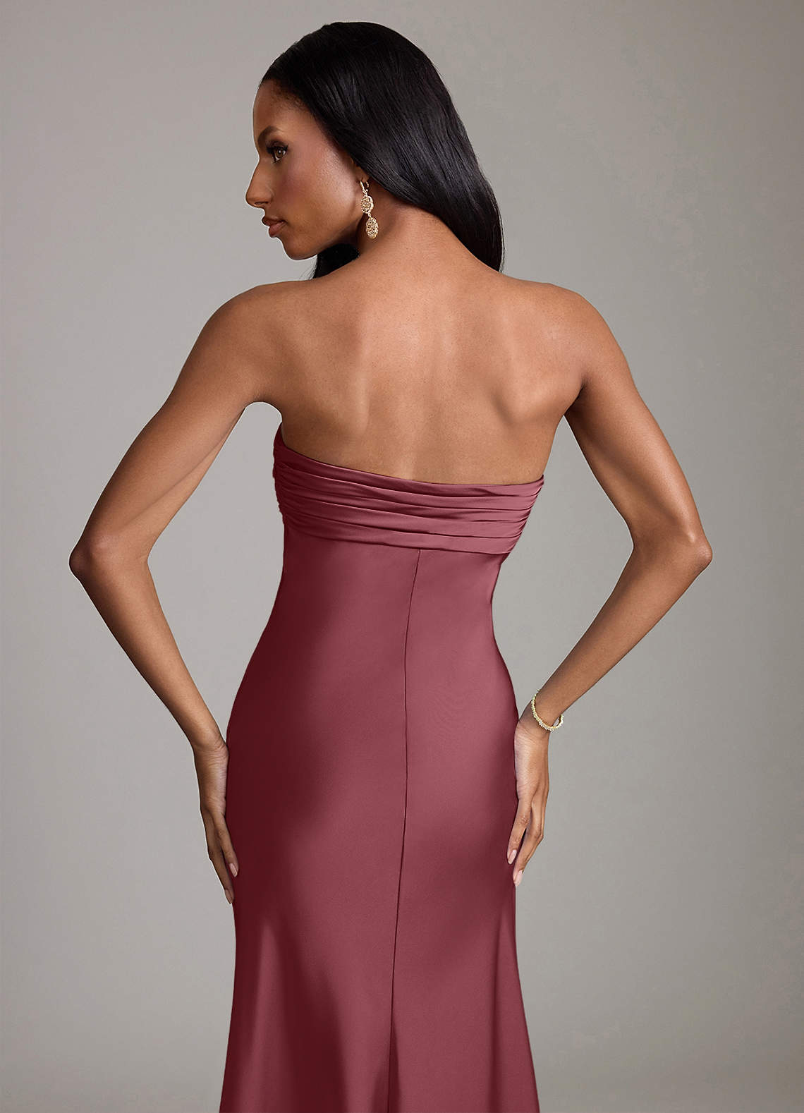 Azazie Saylor Brudtärnklänningar Klä av Sjöjungfru i Stretch Satin Axelbandslös Desert Rose image5