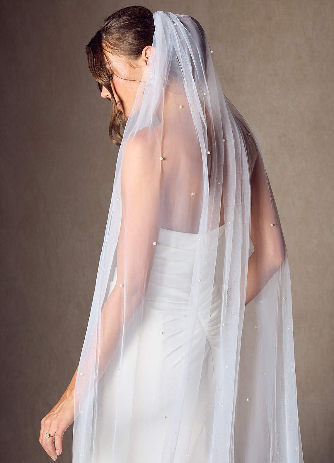 front Jenna Pearl Cathedral Length Veil