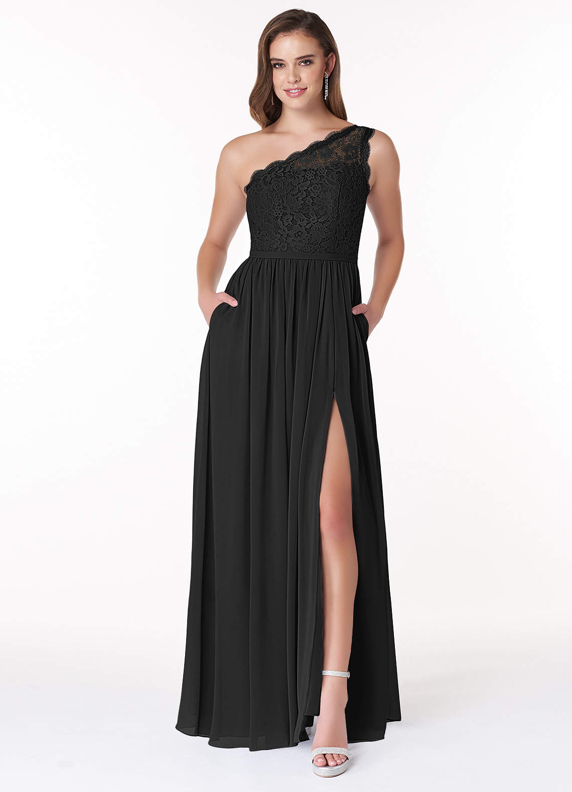 Azazie Demi Vestidos de damas de honor Vestido de Negro de Gasa de Corte en A con Hombro unilateral image1