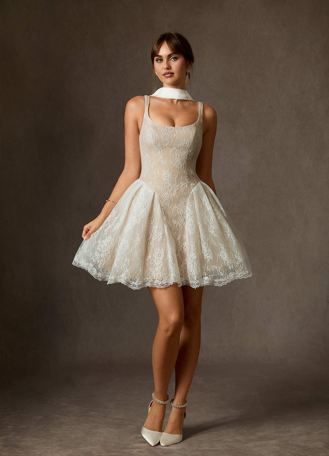 Azazie Dawn Abiti da Sposa Abito A-Line in Pizzo Diamante Bianco Nudo image1