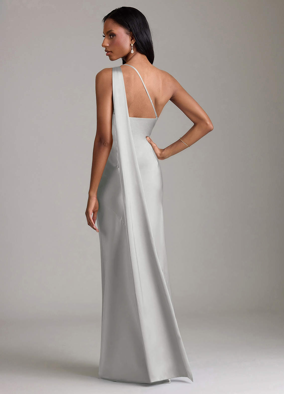 Azazie Juniper Brudtärnklänningar Klä av Sjöjungfru i Stretch Satin Ena axeln Silver image5