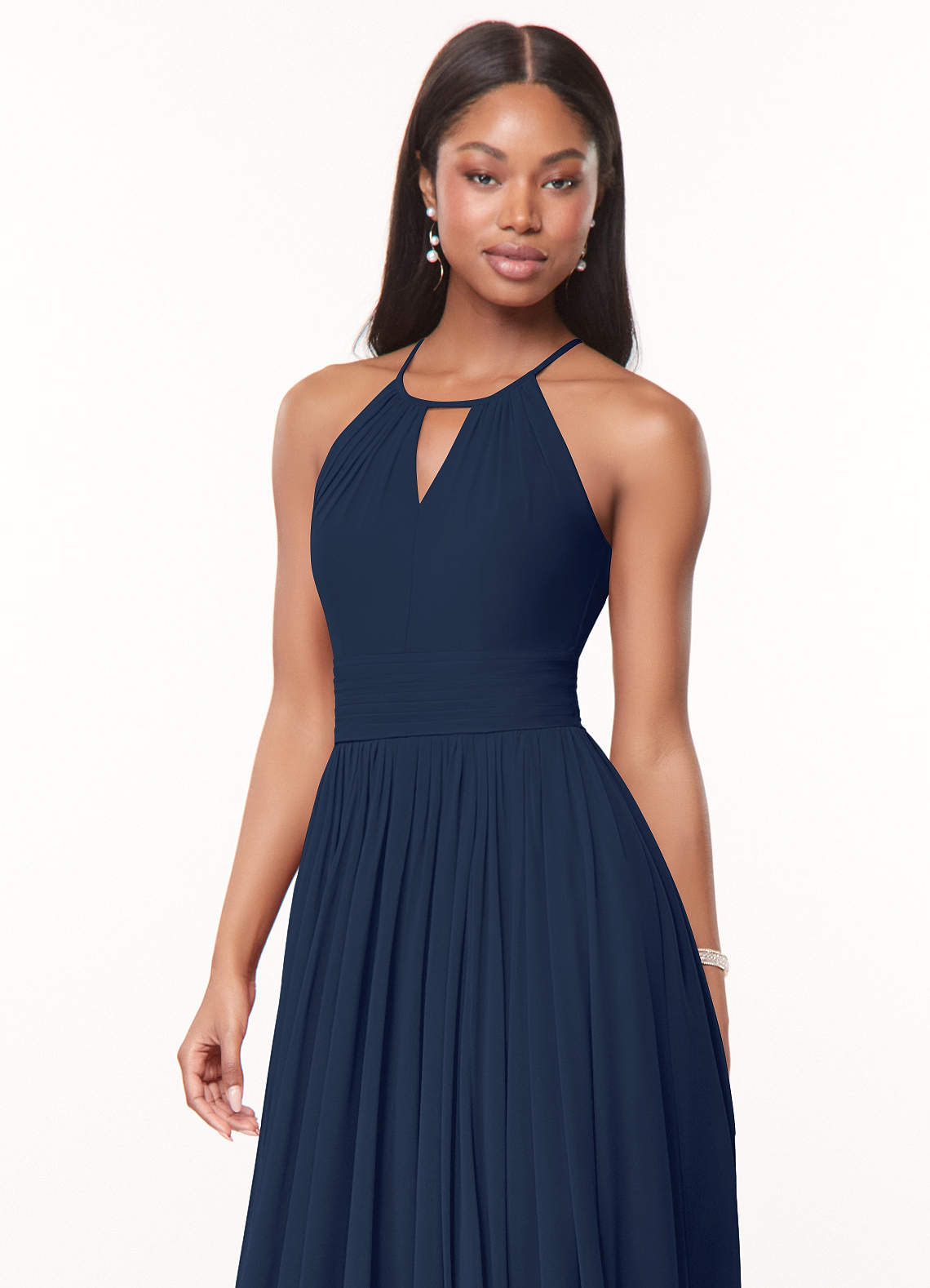 Azazie Cherish Robes de demoiselle d'honneur Robe Trapèze en Mousseline de soie Plissée Bleu Marine Foncé image1
