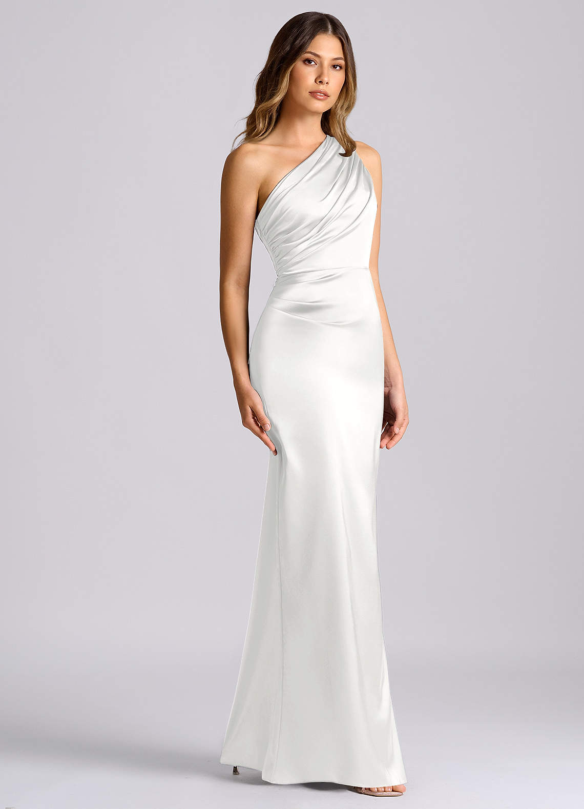 Azazie Akilah Jurken voor bruidsmeisjes Jurk van Stretch Satijn met Zeemeermin One-shoulder Wit image2