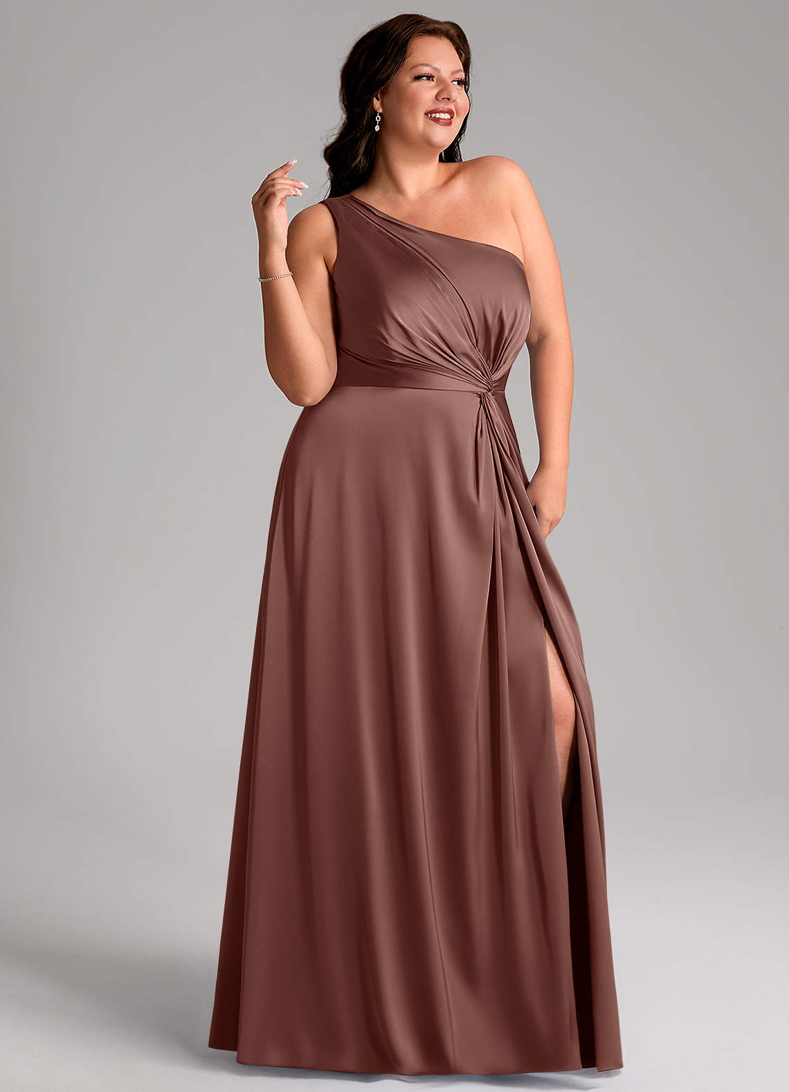 Azazie Brooke Vestidos de damas de honor Vestido de Expresado de Satén Elástico de Corte en A con Hombro unilateral image10