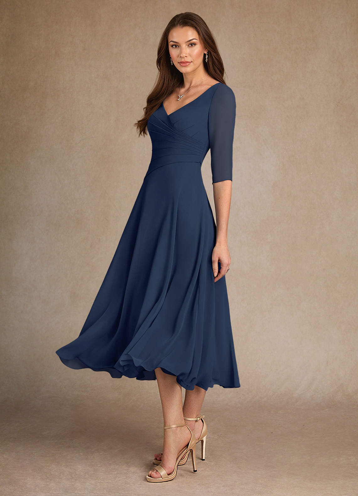 Azazie Durant vestidos de madre de la novia Vestido de Azul Marino Oscuro de Gasa de Corte En A con Plisado image1
