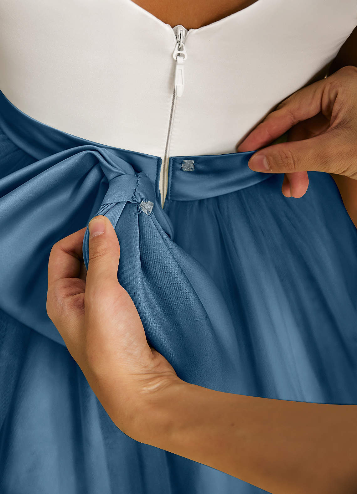 Azazie Sprout Vestidos de florista Vestido Bermudas de Tule de Linha A com Arco image4