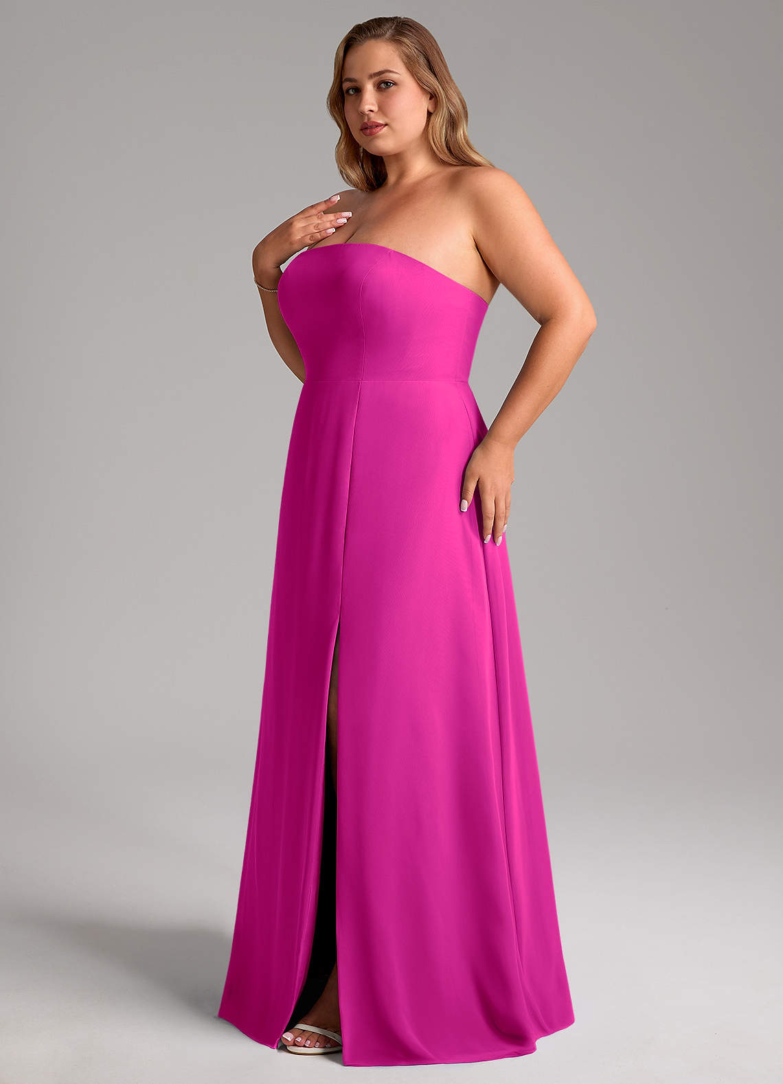Azazie Wren Vestidos de damas de honor Vestido de Fucsia de Gasa de Corte en A Convertible con Corte Lateral image11