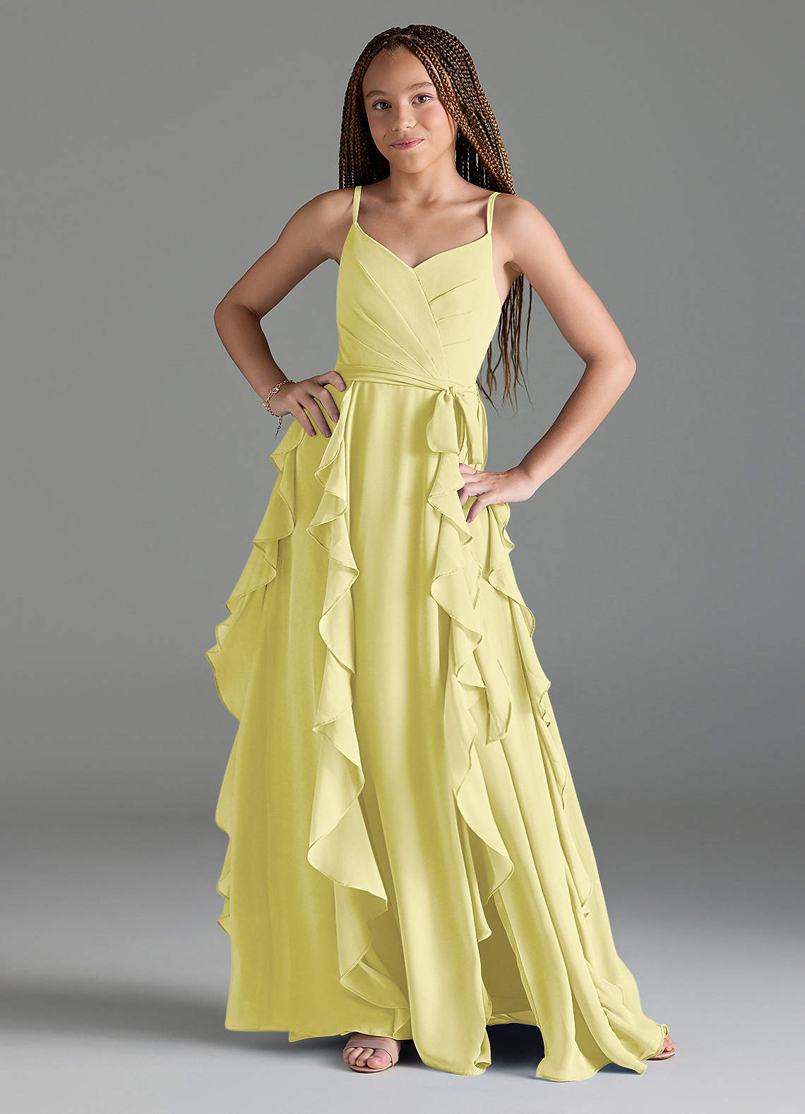 Azazie Peyton Junior Vestido de Sorbete De Limón de Gasa de Corte En A con Volantes en cascada Cuello en V image1