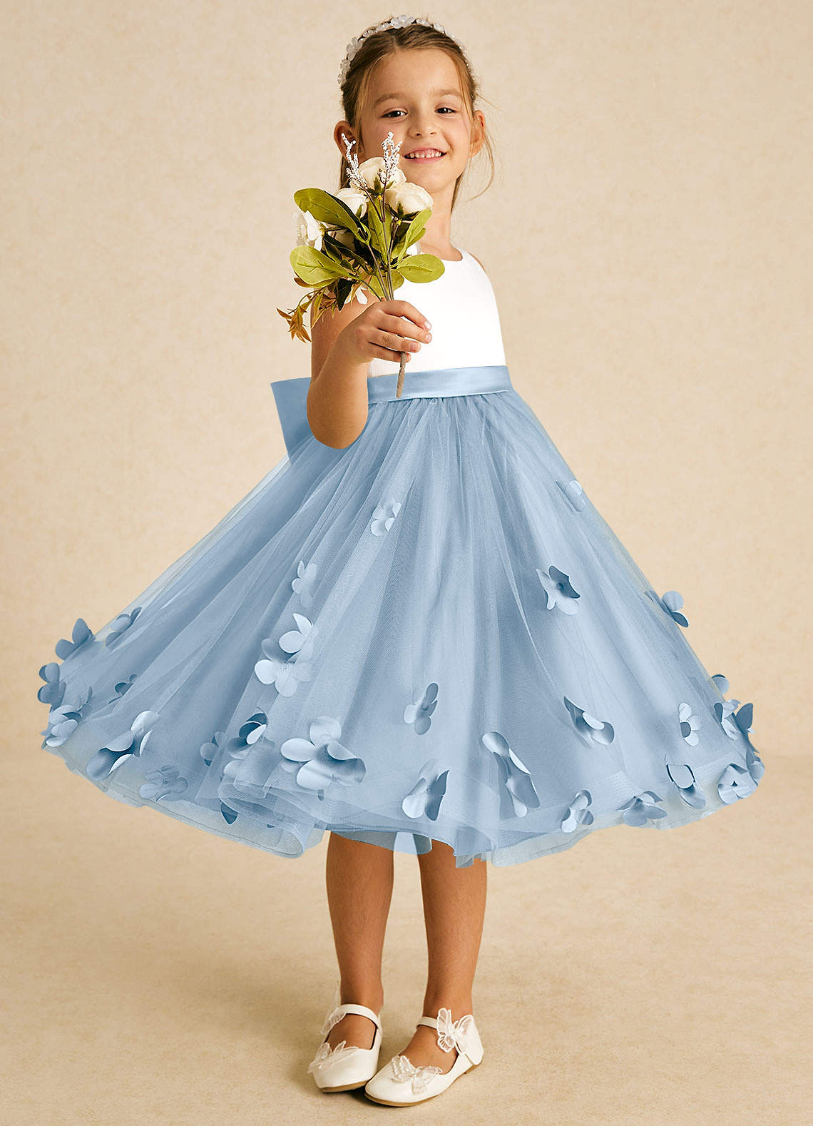 Azazie Sprout Vestidos de florista Vestido Pó Azul de Tule de Linha A com Laço image1