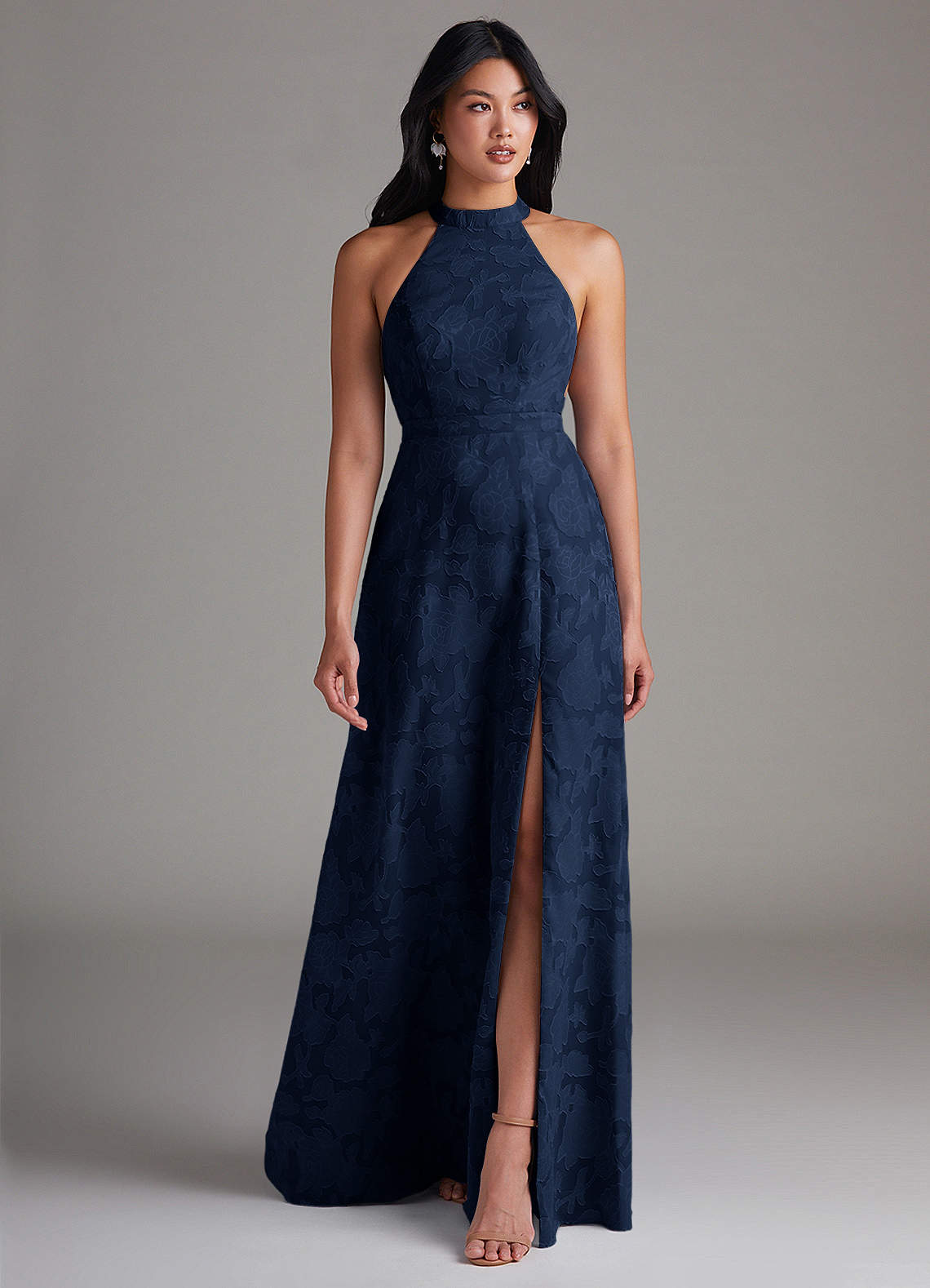 Vestido de dama de honor Azazie Clarice en color Azul Marino