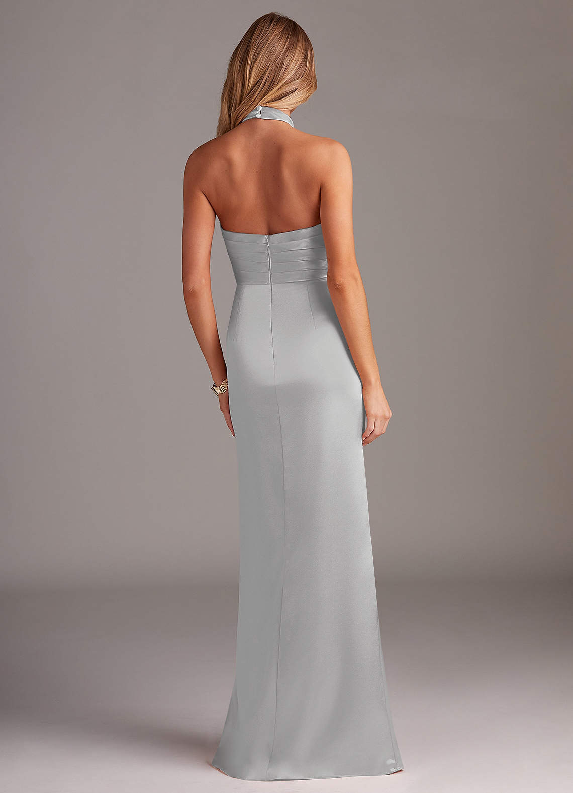 Azazie Jemma Vestidos de madrinha de casamento Vestido Prata de Cetim elástico de Bainha com Plissado image5