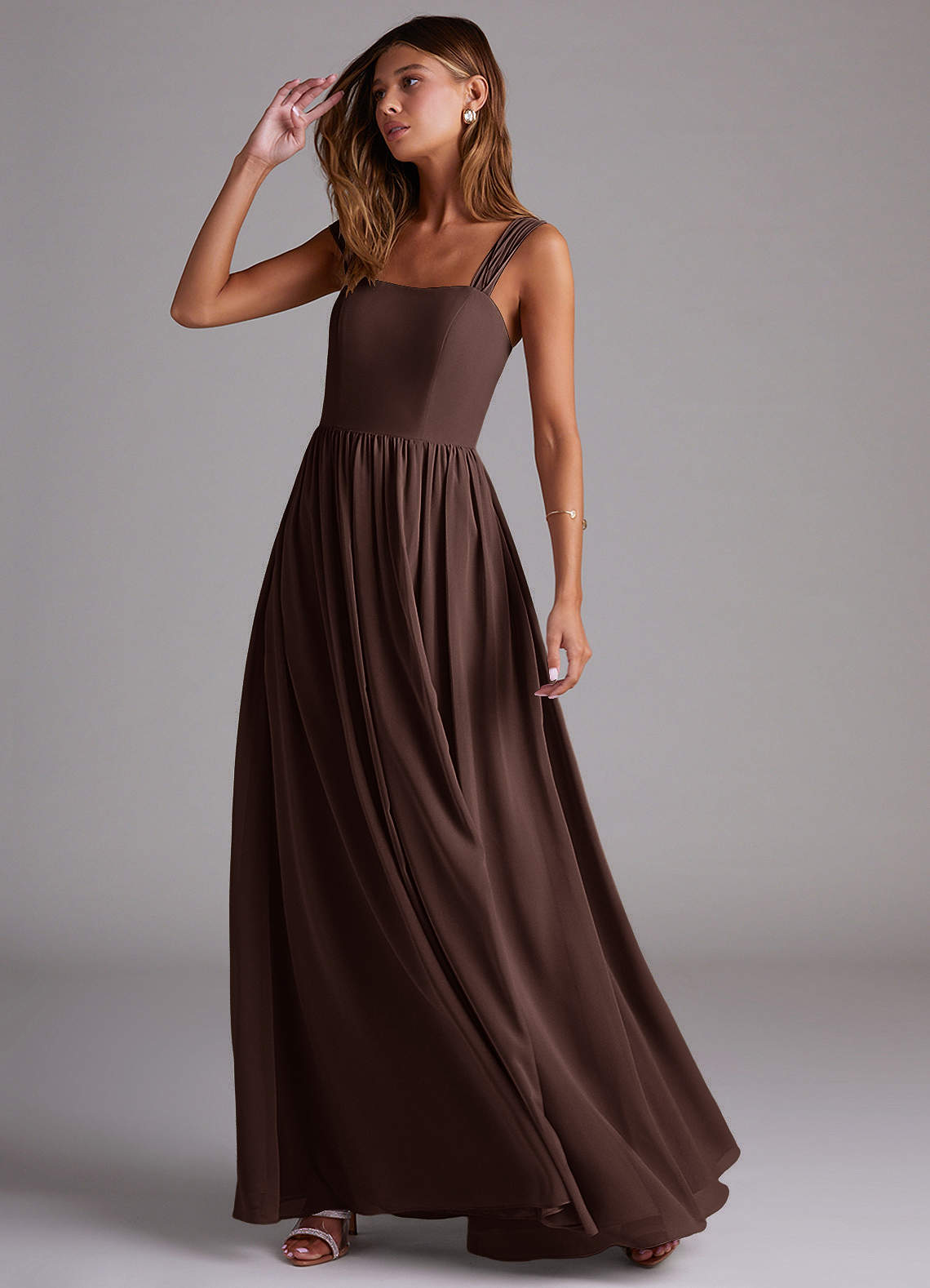 Azazie Calianna Vestidos de madrinha de casamento Vestido Ganache de Chiffon de Linha A com Fora do ombro image2