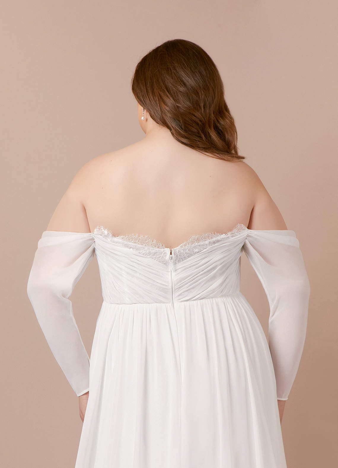 Azazie Lilith Robes de mariée Robe Trapèze en Mousseline de soie Dentelle en cœur Blanc De Diamant image10