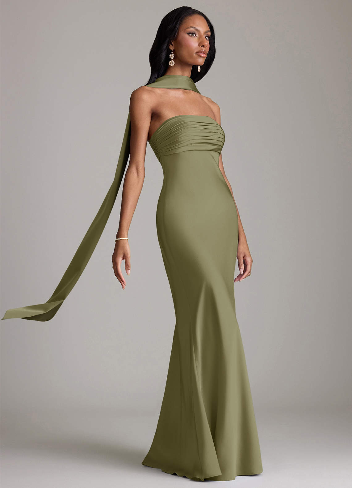 Azazie Saylor Jurken voor bruidsmeisjes Jurk van Stretch Satijn met Zeemeermin Strapless Pistache image9