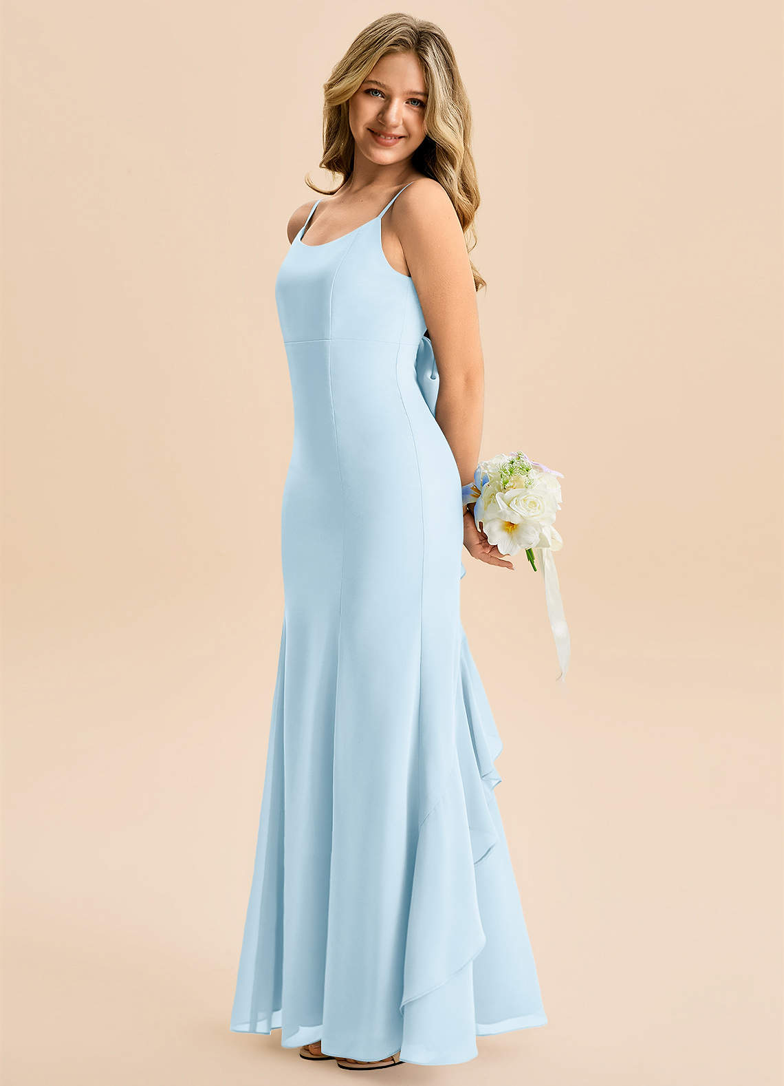 Azazie Lioren Junior Vestido de Azul Cielo de Gasa de Corte Sirena con Lazo image1