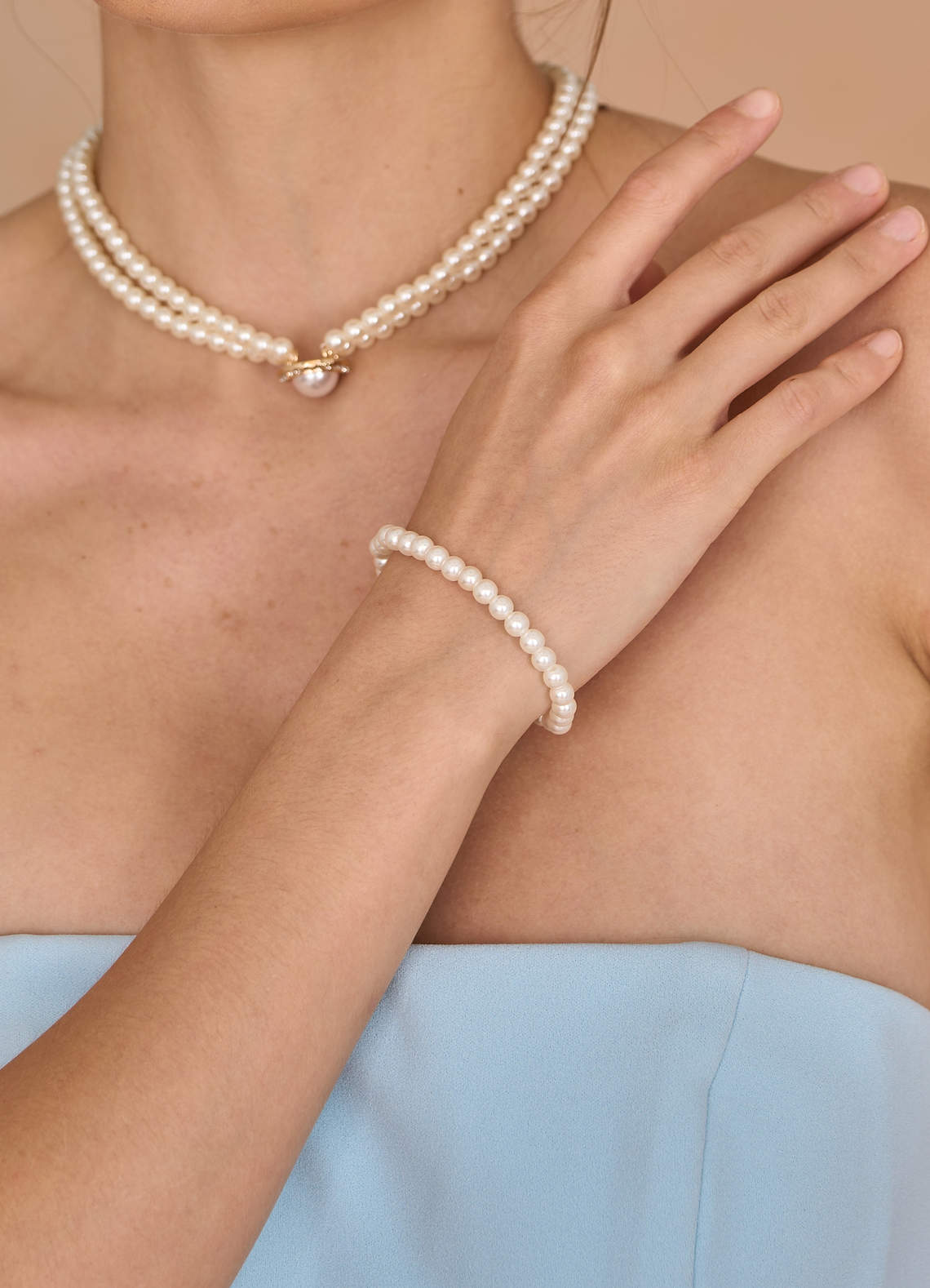 front Initial Letter Pearl Bracelet