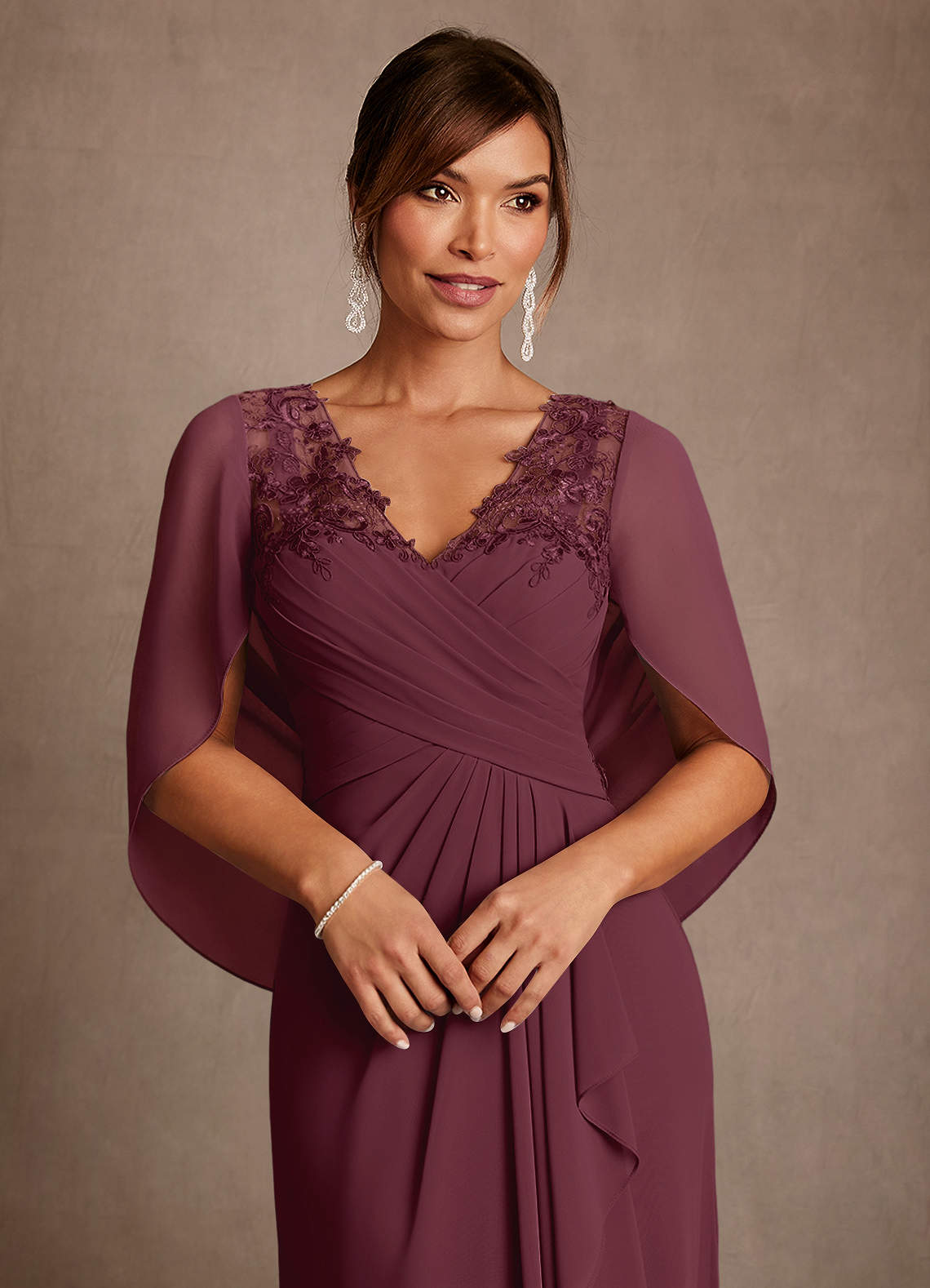 Azazie Santa Clara Mère de la mariée Robes Robe Trapèze en Dentelle Cabernet image4
